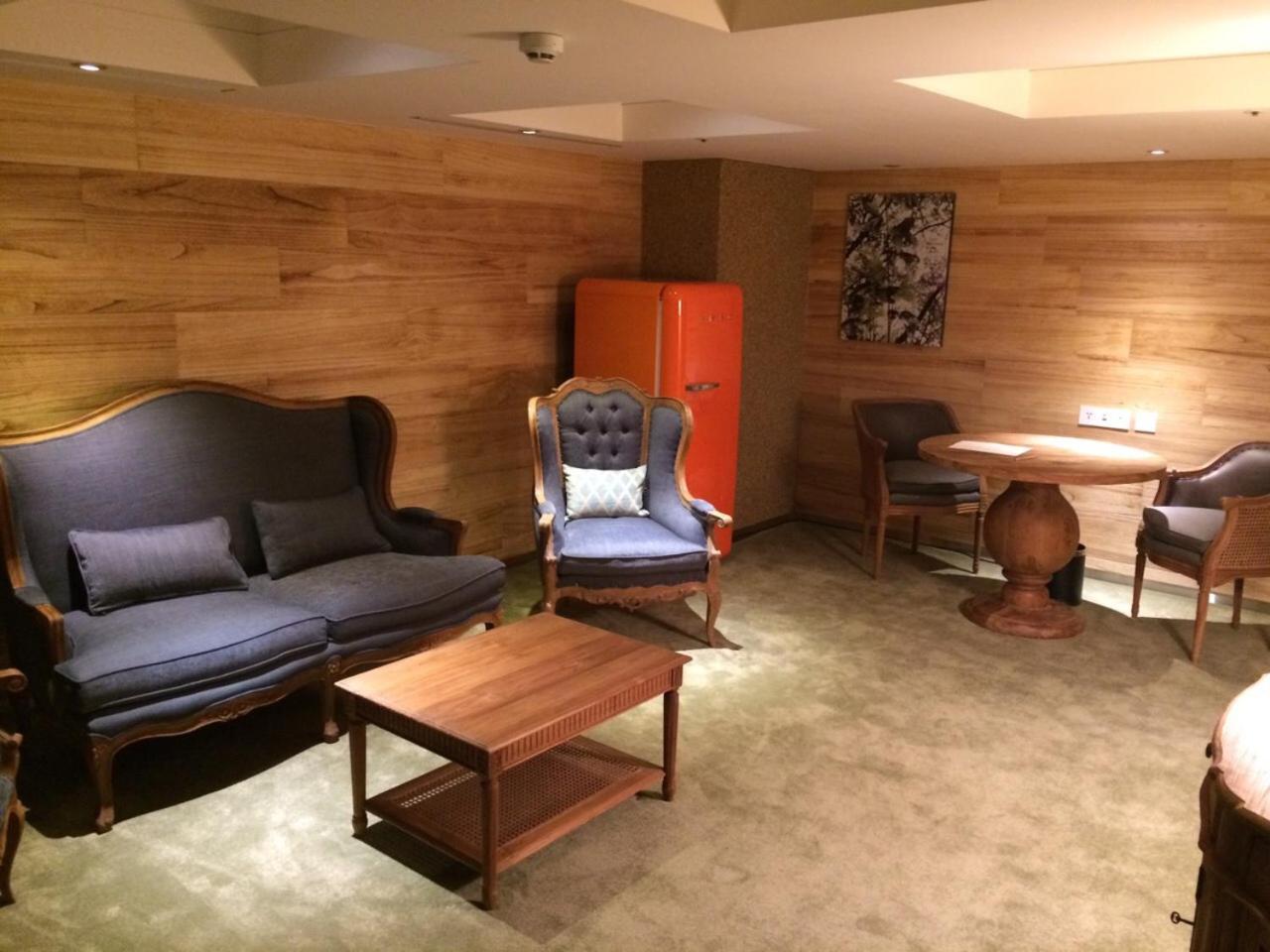 Inhouse Hotel Tchaj-čung Pokoj fotografie